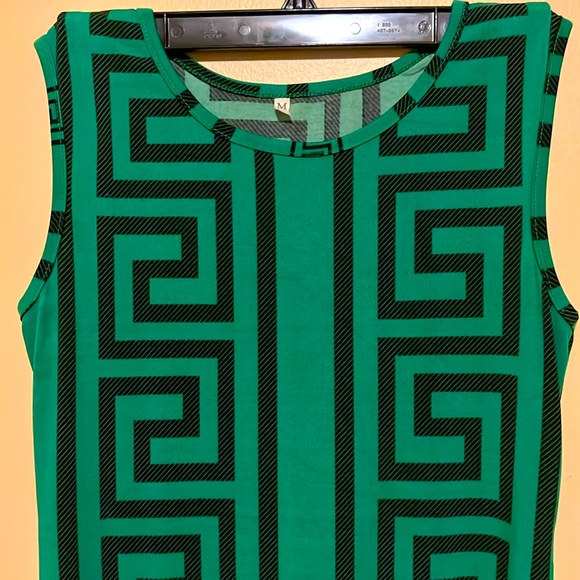 M Dress Sleeveless Stretchy Green w Black Design for Summer - Picture 6 of 8